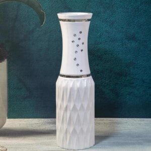 Ceramic vase - Silver dots