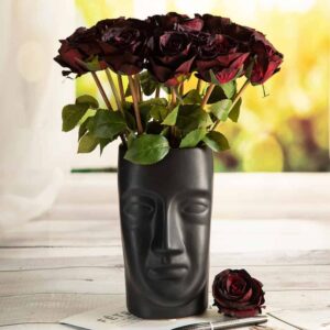 Ceramic vase from the Faces series - black