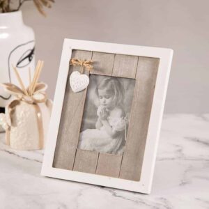 Photo frame with white edging - small