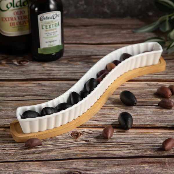 Bamboo Wave Plate for Olives