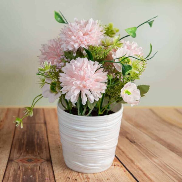 Flower arrangement - Chrysanthemums