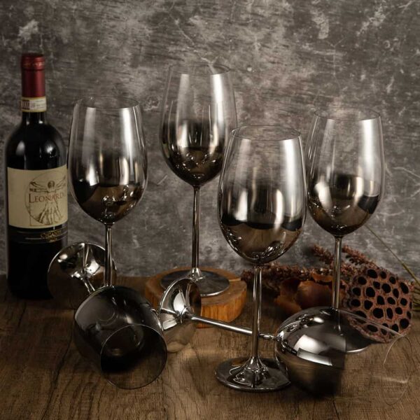 Glasses for red wine from the Smoky series 600ml