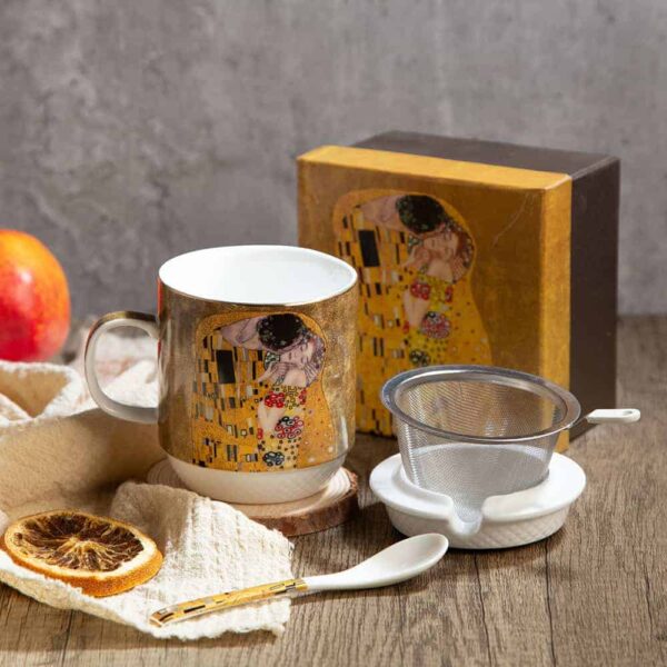 Gift cup for tea from The Kiss series on a gold background
