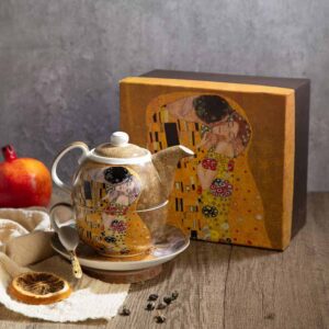 Tea set - single from The Kiss series on a gold background