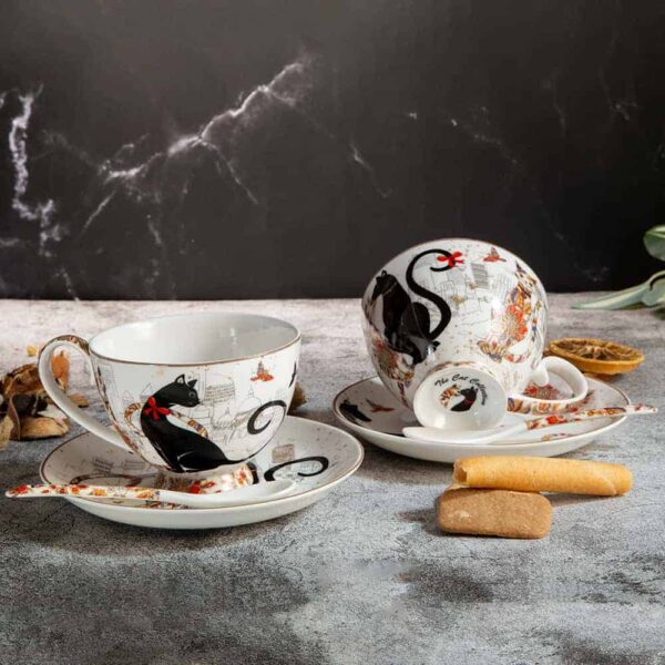 Set of tea cups from the Cats series - elegant