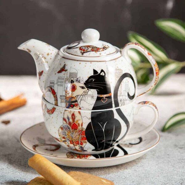 Tea set - single from The Cats series