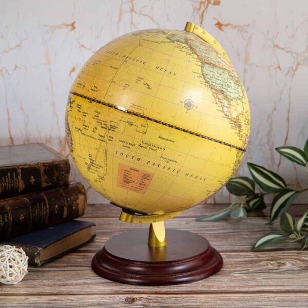 Glowing globe - Explore the world small