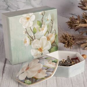 Jewelry box from the Magnolia series