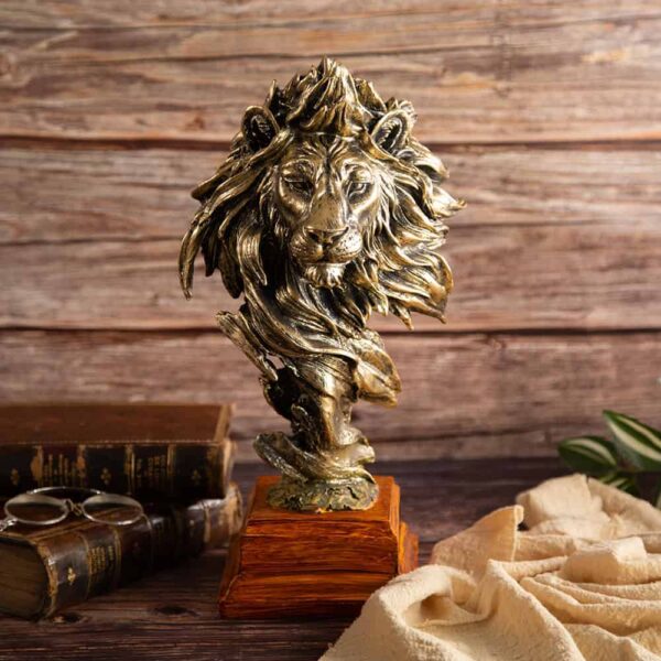 Decorative statuette on a pedestal - Lion's head