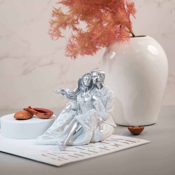 Decorative figurine - Two lovers