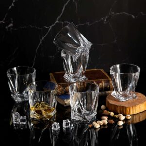 Whiskey glasses from Quadro series