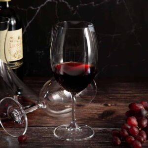 Red wine glasses from the Bruna set 590ml