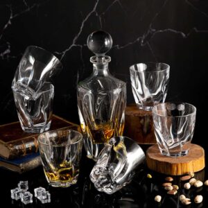 Carafe and whiskey glasses set from the Barley Twist series
