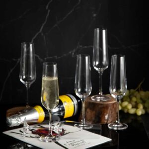 Champagne glasses from the Fiora Tori series