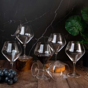 Red wine glasses from Gavia series