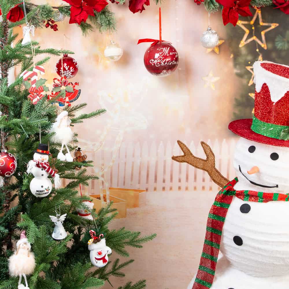 CHRISTMAS TREE DECORATION