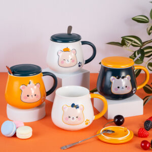 Gift Mug with Lid and Spoon – Bear Cub 410ml