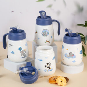 Gift Mug with Lid and Straw - Animals in Blue 450ml