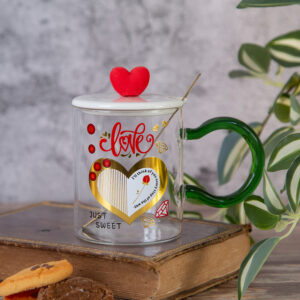Gift mug with lid and spoon - Love