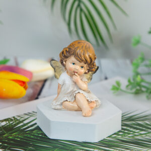 Decorative statue - Angel in white dress