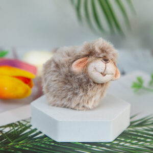 Decorative statue - Fluffy sheep