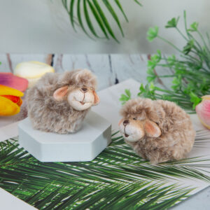 Decorative statue - Fluffy sheep