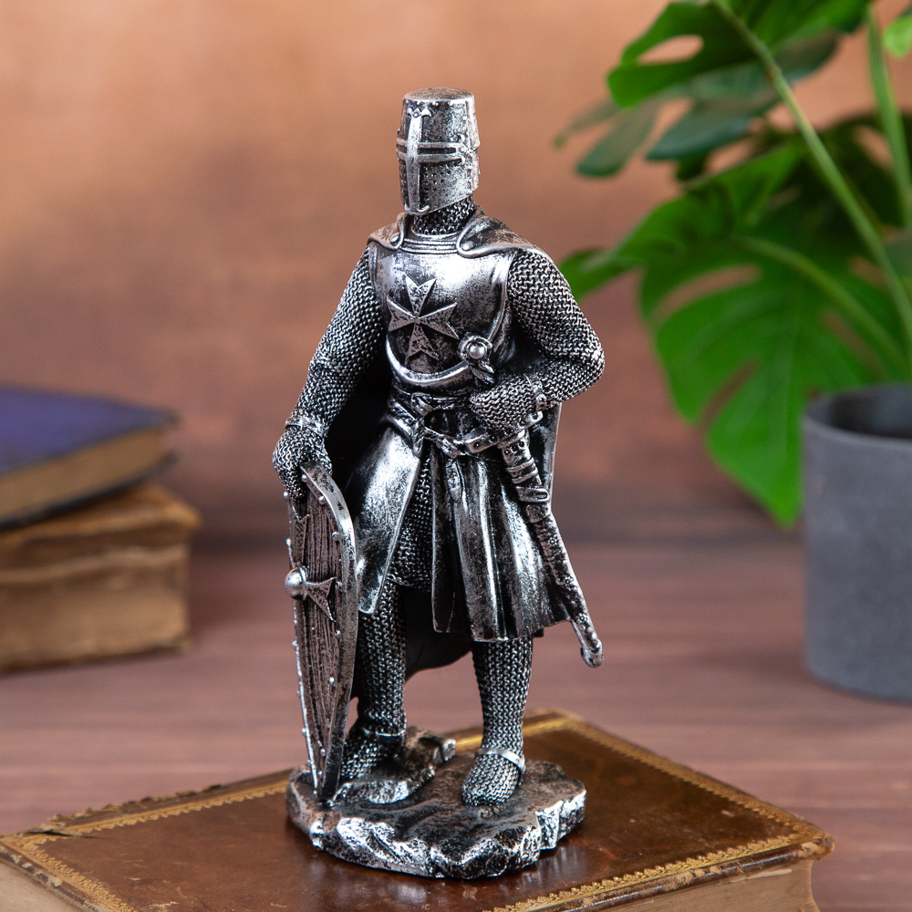 Decorative
figurine Knight - Historical decoration - Image 2