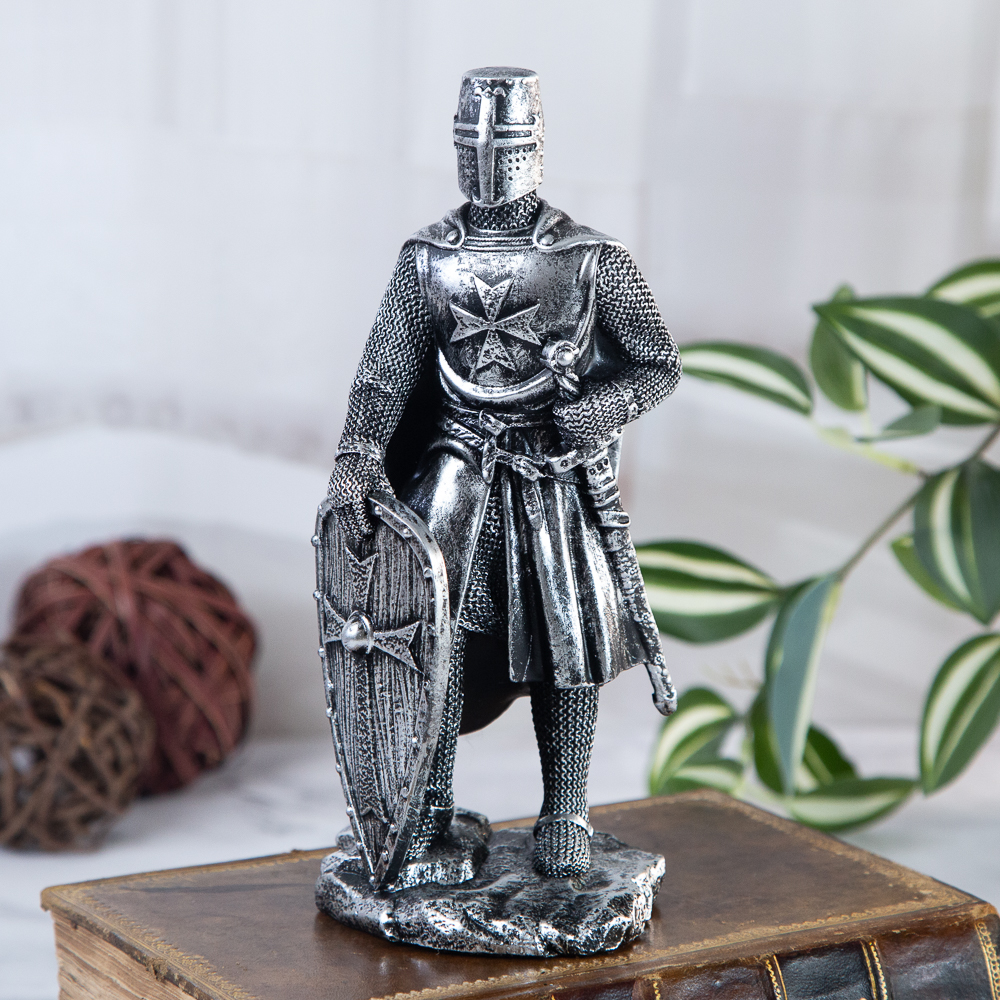 Decorative
figurine Knight - Historical decoration - Image 3