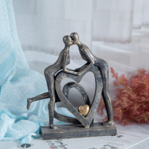 Decorative figurine - In love from the heart