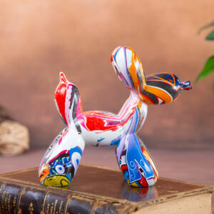 Decorative figurine - Hands in a heart
