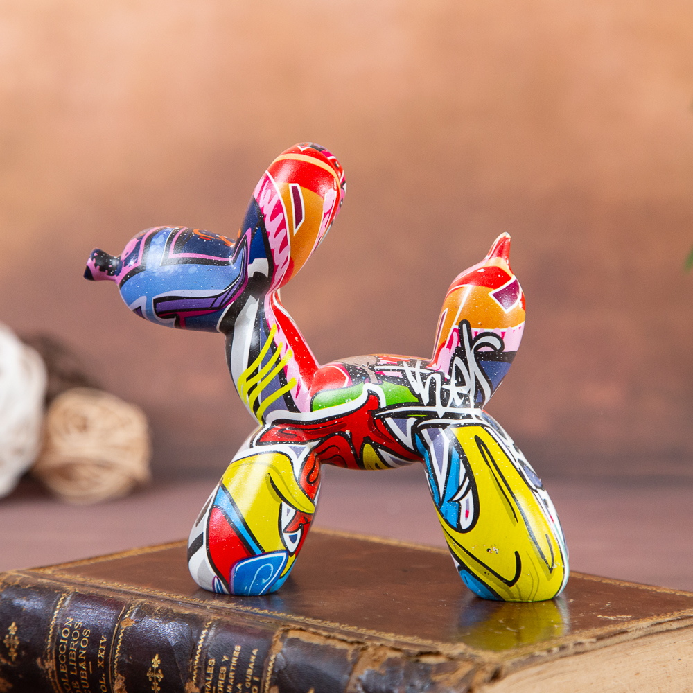 Decorative figurine - Hands in a heart