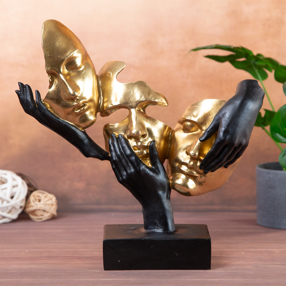 Decorative
figurine - Faces in black
