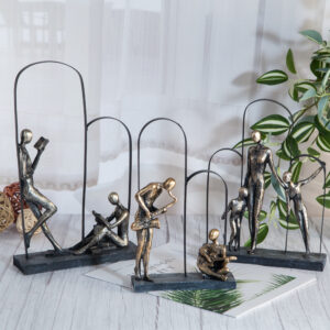 Wine rack - Hands with bottle