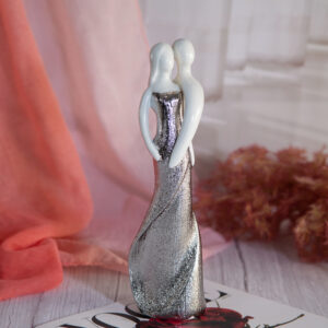 Decorative figurine - Embrace
